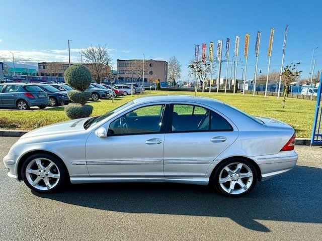 Mercedes-Benz C 220 CDI-AMG-SPORT EDITION-РЕАЛНИ КМ.-2007г - изображение 5