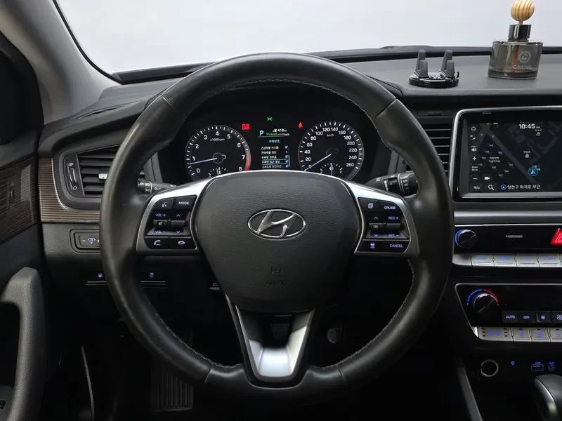 Hyundai Sonata 2.0 PREMIUM SPECIAL, снимка 13 - Автомобили и джипове - 55263169