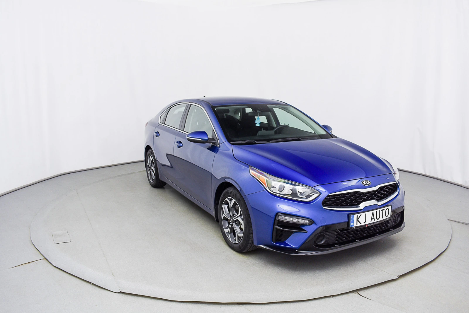 Kia Ceed FORTE K3 2.0 MPI - изображение 3