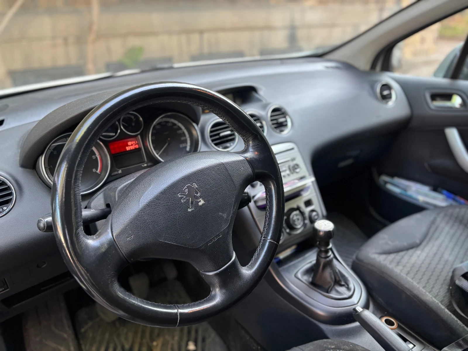 Peugeot 308 SW - изображение 4