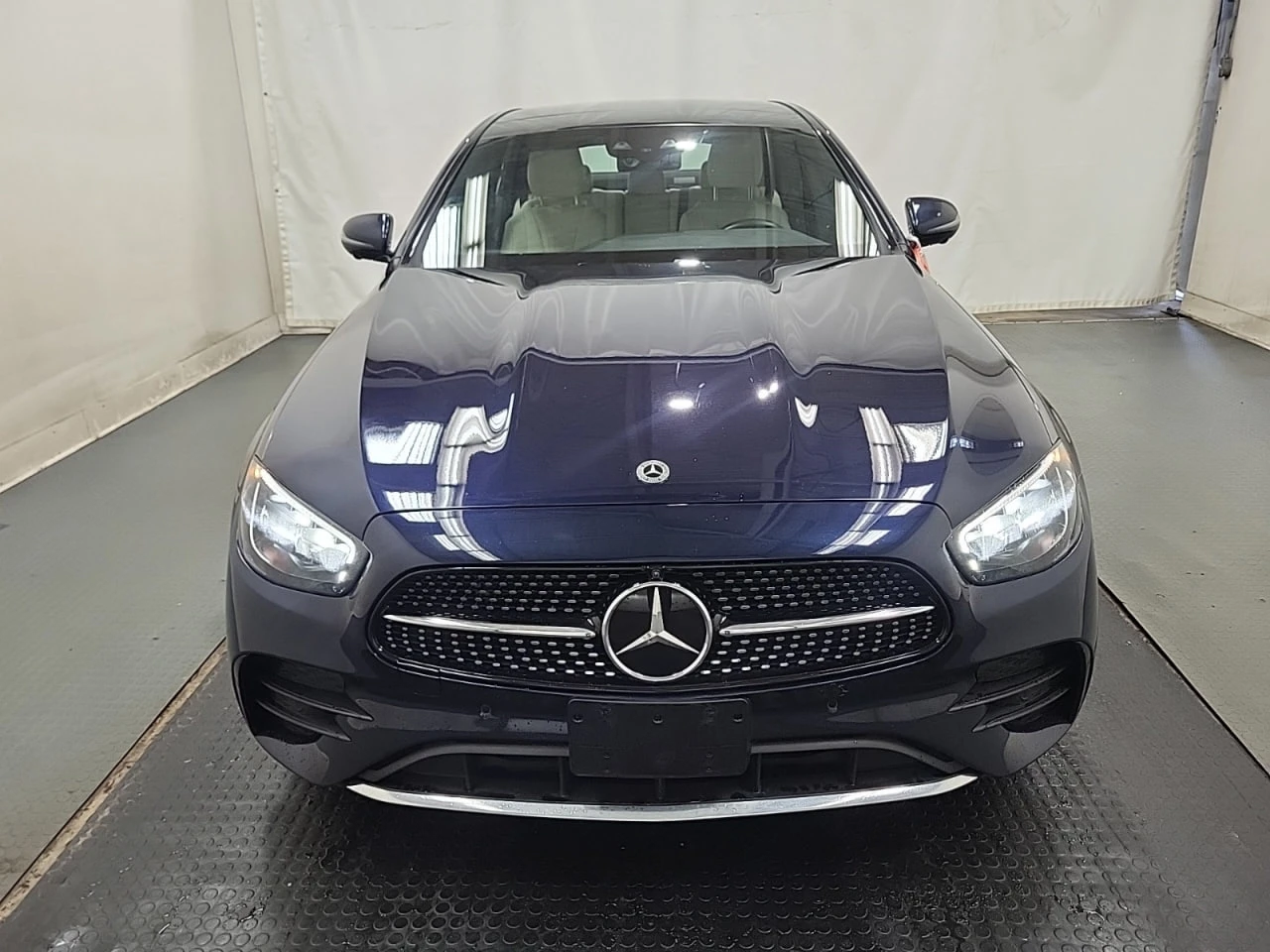 Mercedes-Benz E 350 * CARFAX * АВТО КРЕДИТ * ЦЕНА ДО БГ! - изображение 2