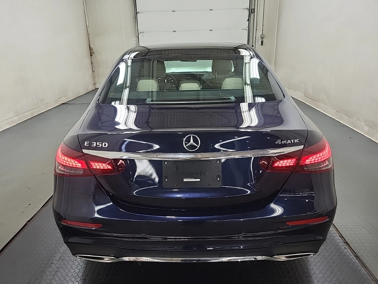 Mercedes-Benz E 350 * CARFAX * АВТО КРЕДИТ * ЦЕНА ДО БГ! - изображение 5