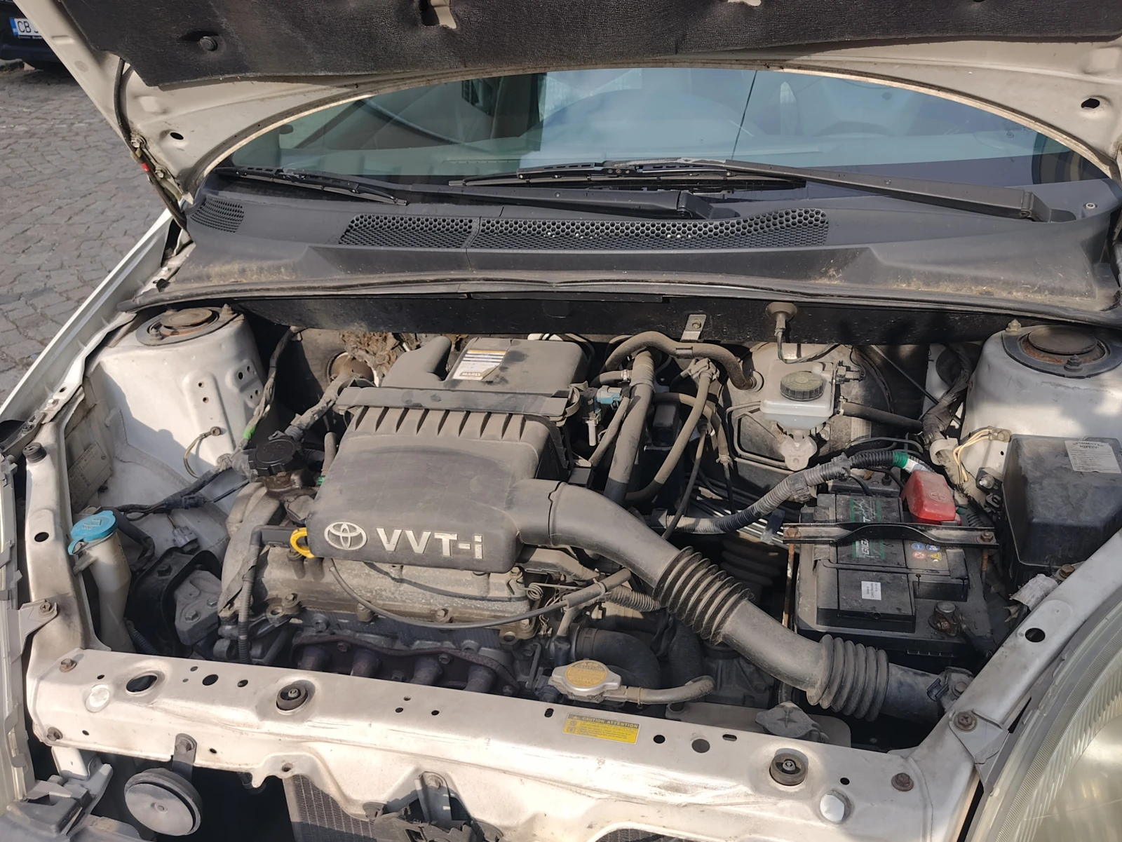 Toyota Yaris  - изображение 6