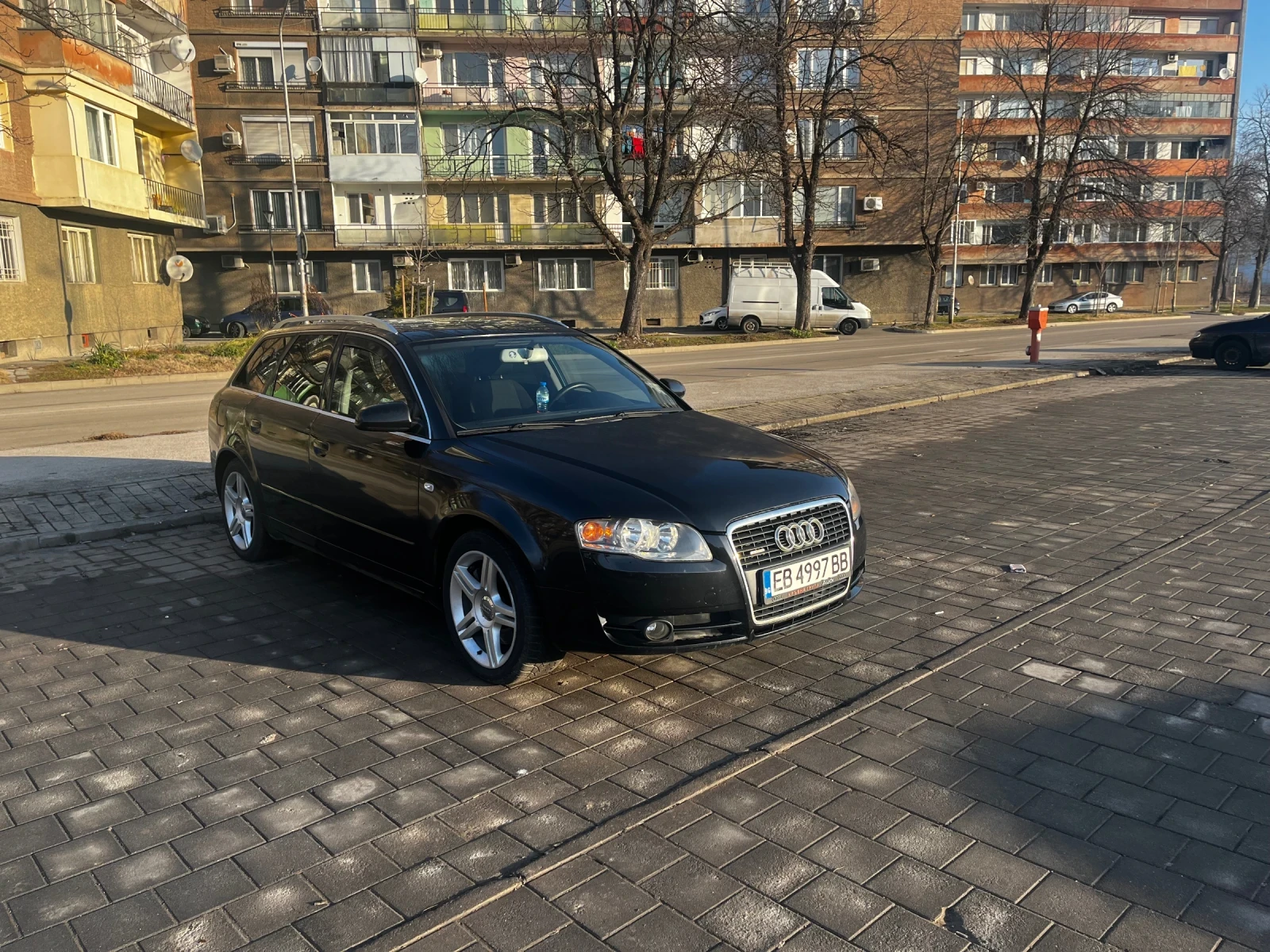 Audi A4  - изображение 4