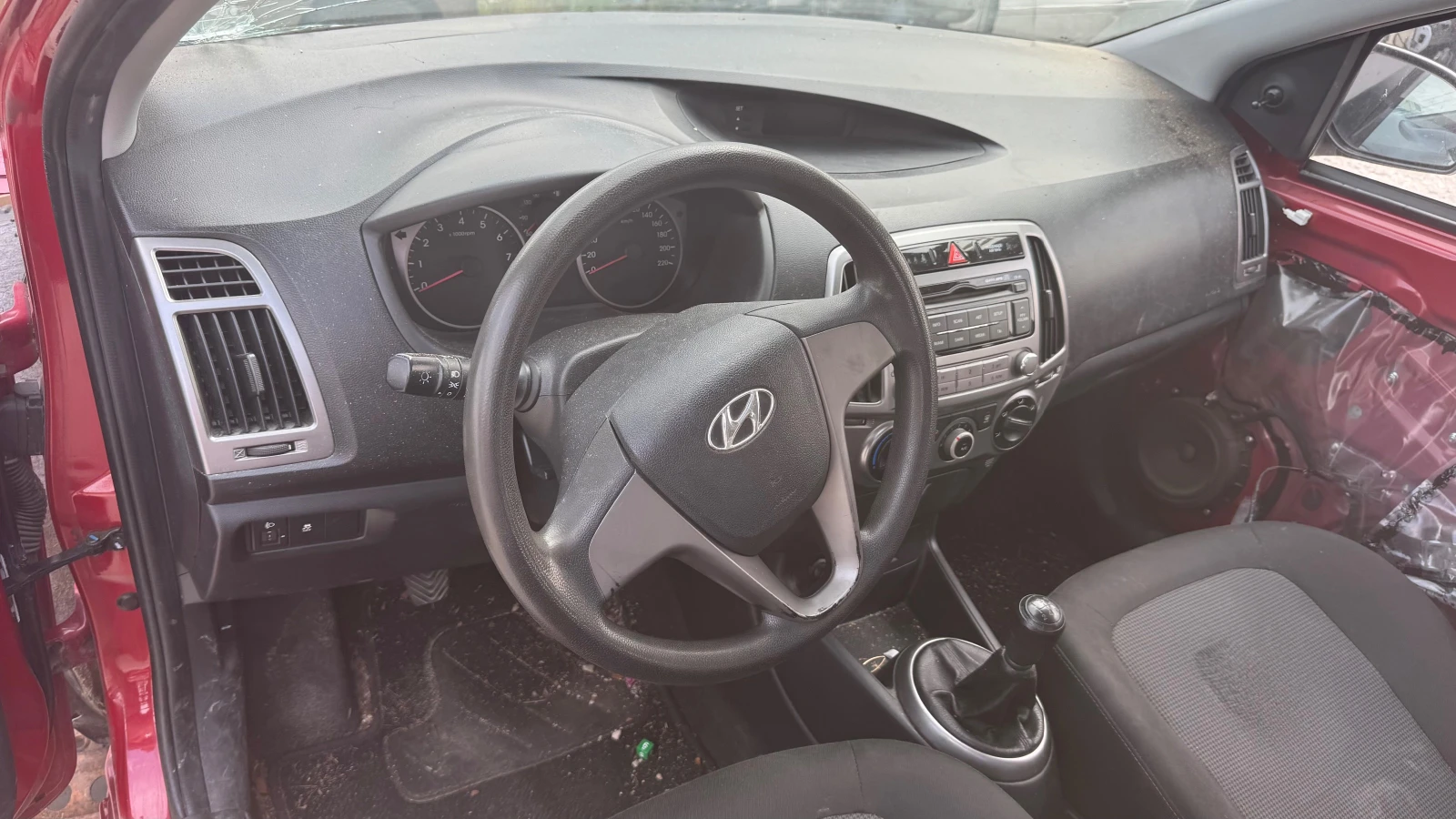 Hyundai I20  1.25   | Mobile.bg   12