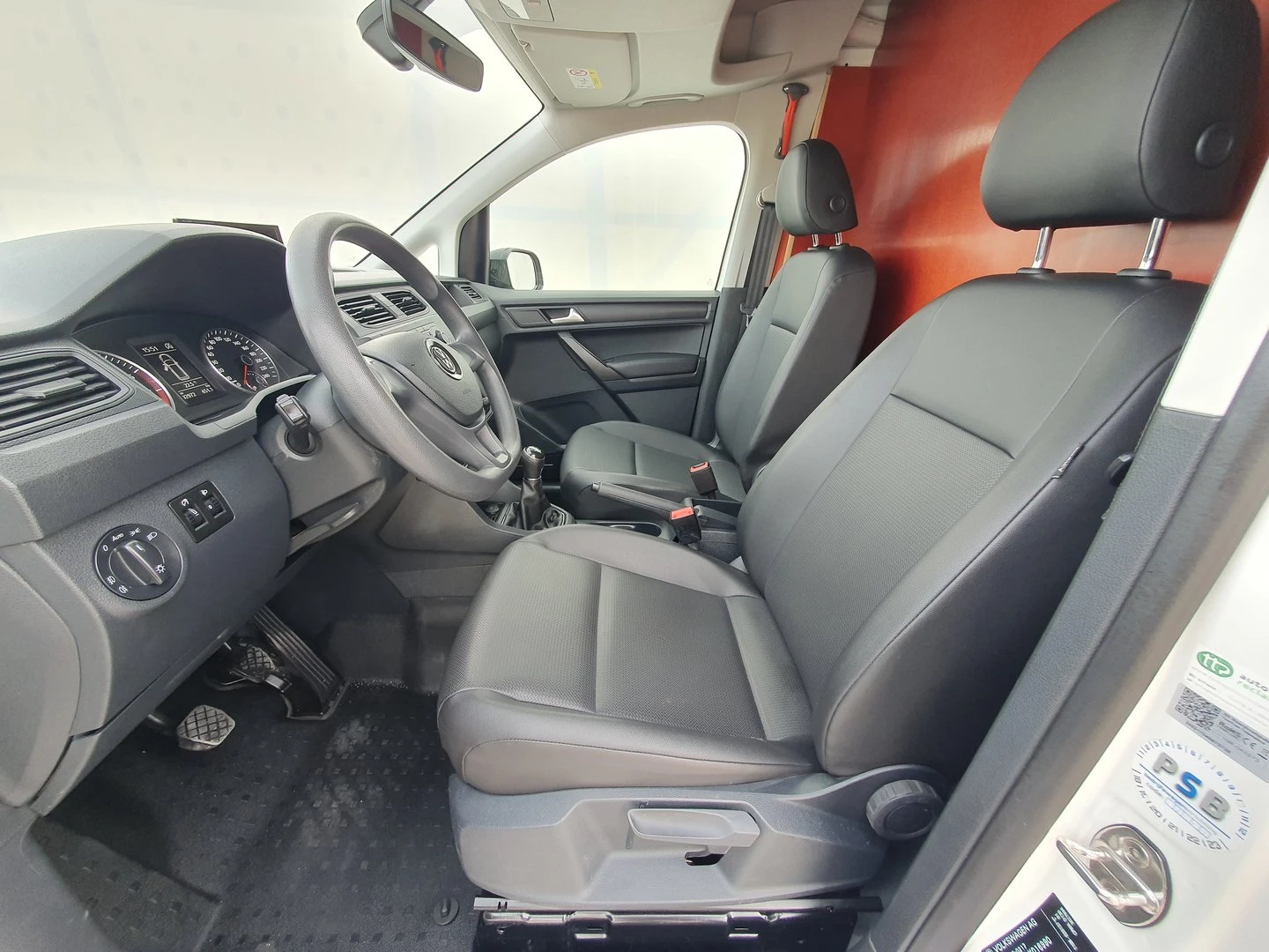 VW Caddy Kasten TGI BMT - изображение 3
