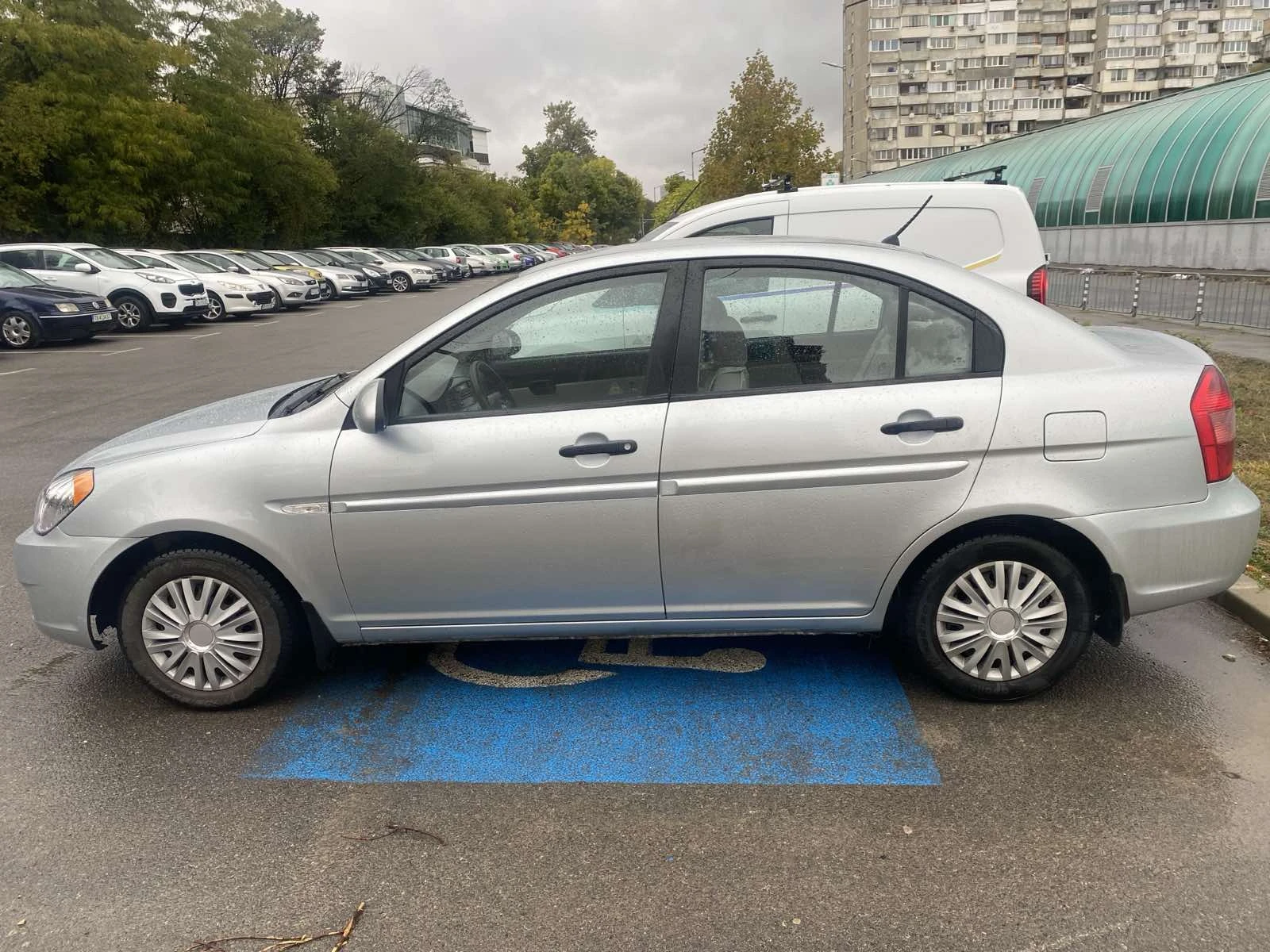 Hyundai Accent От Хюндай България, Бензин - изображение 7