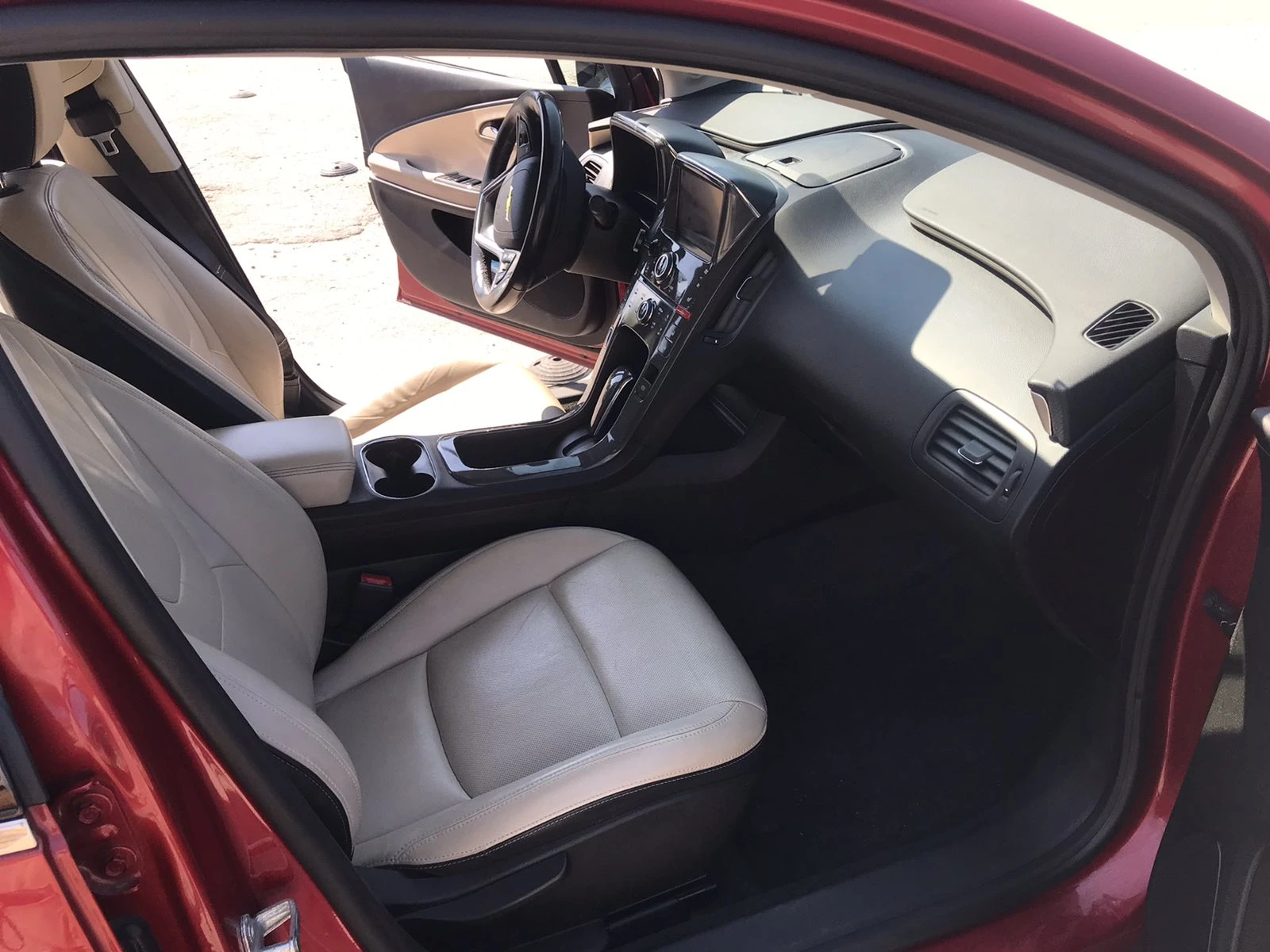 Chevrolet Volt Premier - изображение 10