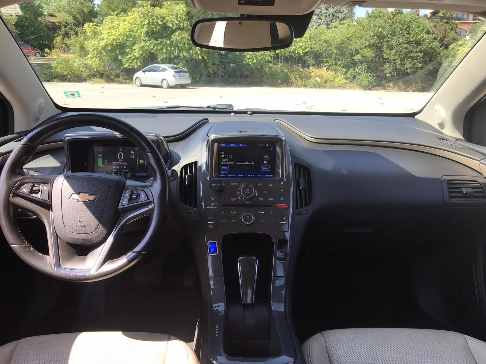 Chevrolet Volt Premier - изображение 9