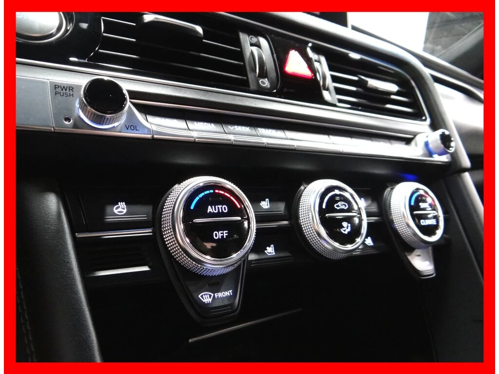 Genesis G70 3.3T SPORT AWD * BREMBO/LEXICON/HUD/BACKUP CAM/LEA - изображение 9