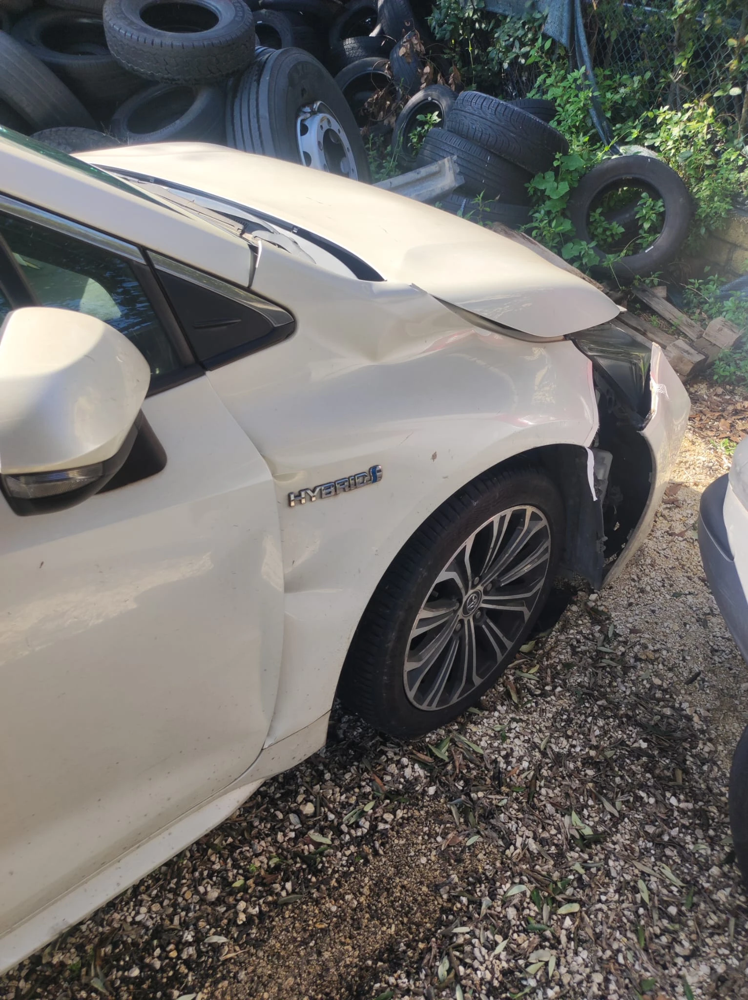 Toyota Corolla 1.8HYBRID 65000км, снимка 7 - Автомобили и джипове - 53921344