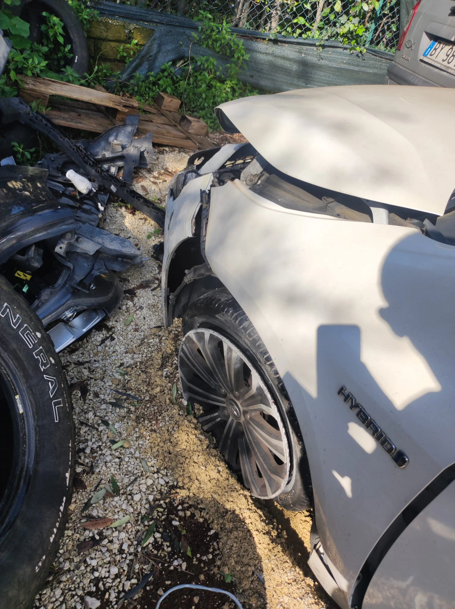 Toyota Corolla 1.8HYBRID 65000км, снимка 6 - Автомобили и джипове - 53921344