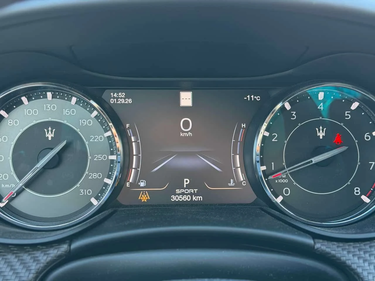 Maserati Quattroporte * S Q4 GranLusso * PANO* KEYLESS* ПОДГРЕВ* , снимка 8 - Автомобили и джипове - 54233523