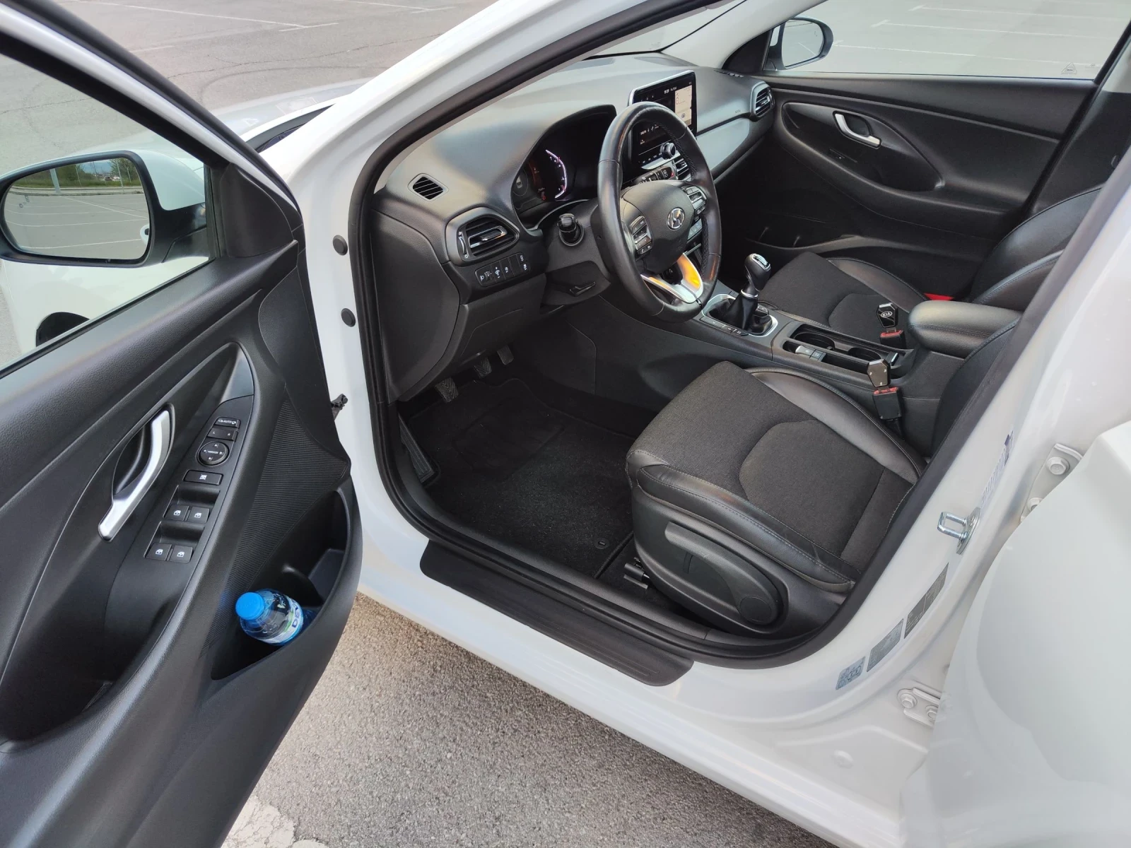 Hyundai I30 1.5T Mild hybrid , снимка 13 - Автомобили и джипове - 54248429