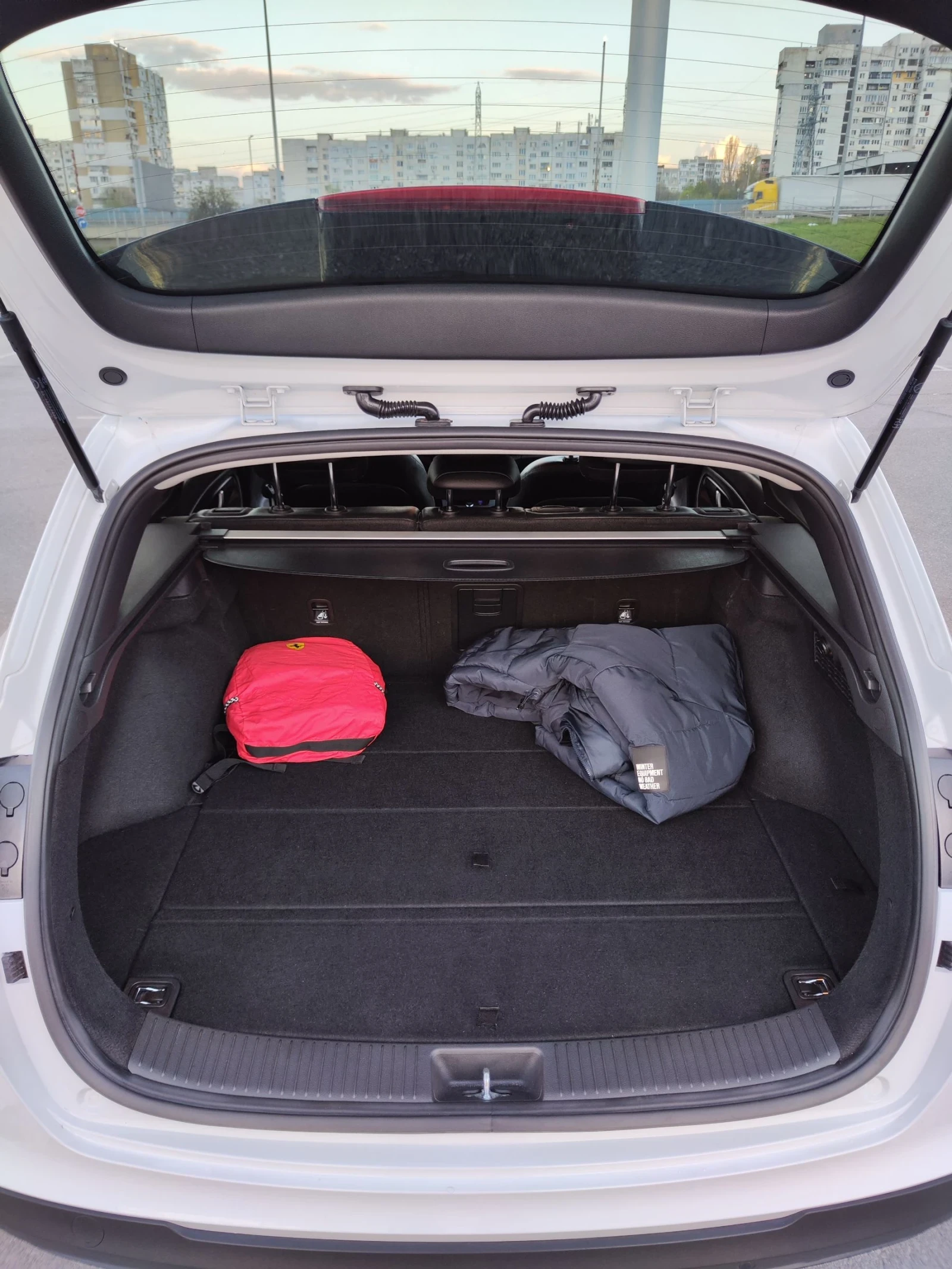 Hyundai I30 1.5T Mild hybrid , снимка 16 - Автомобили и джипове - 54248429