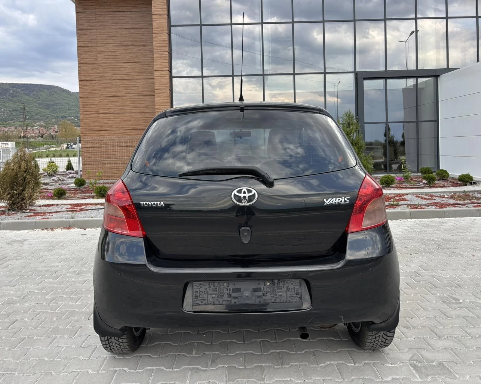 Toyota Yaris 1.3vvt-i/87��/���������/KeyLess GO/����/������/ | Mobile.bg � ����������� 4