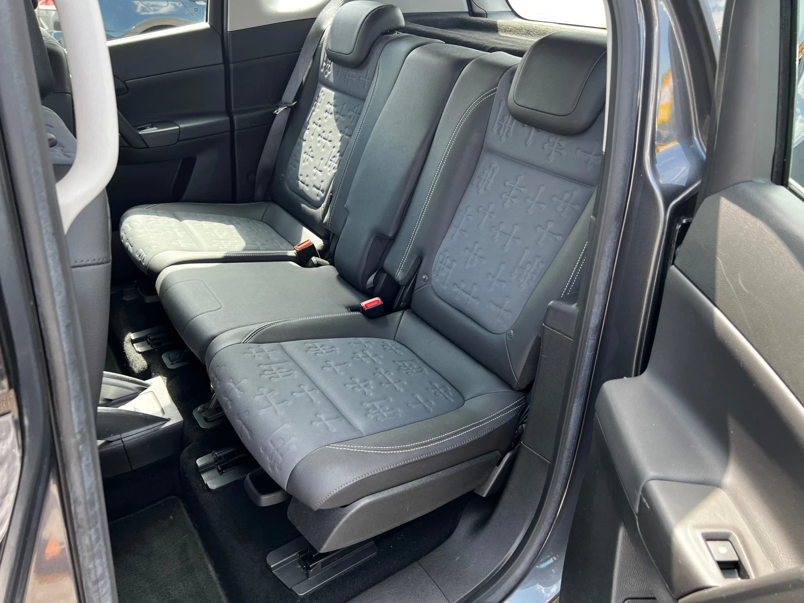 Opel Meriva 1.4 turbo 140 p.s. COSMO, снимка 11 - Автомобили и джипове - 54792008