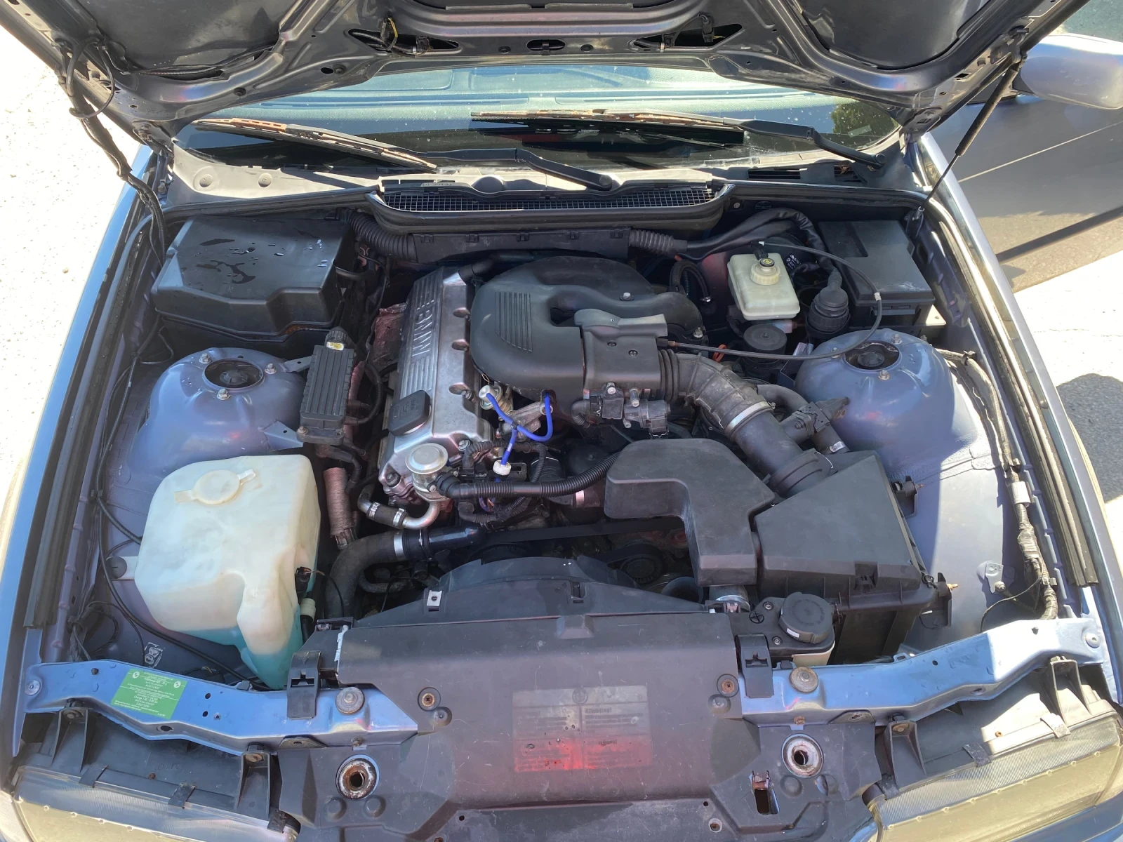 BMW 316 1.9, снимка 11 - Автомобили и джипове - 54902519