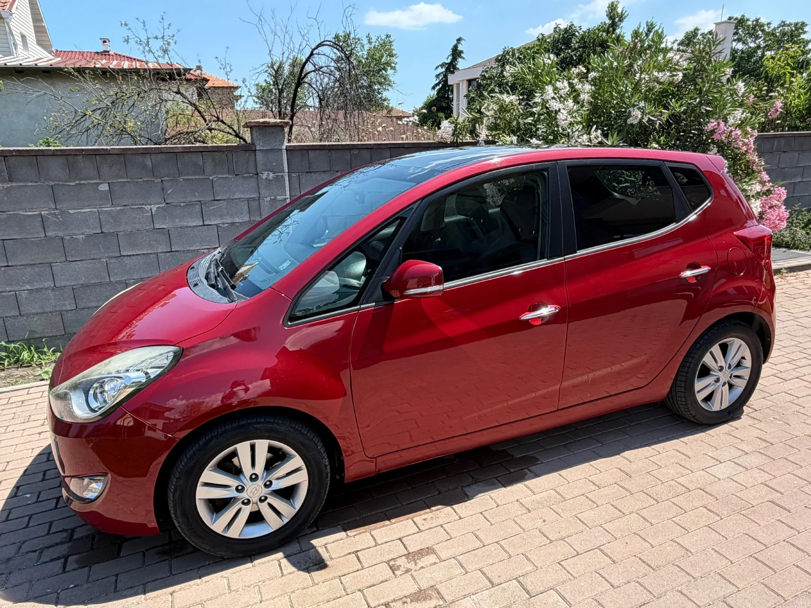 Hyundai Ix20, снимка 14 - Автомобили и джипове - 55015897