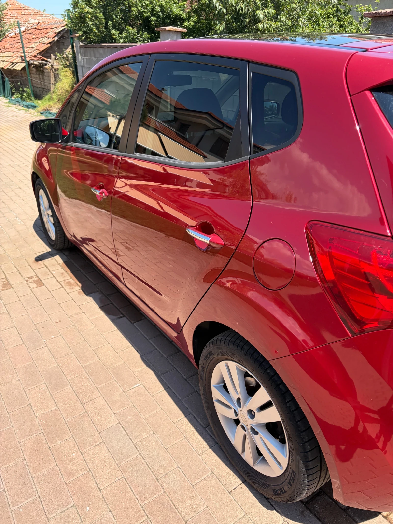 Hyundai Ix20, снимка 16 - Автомобили и джипове - 55015897