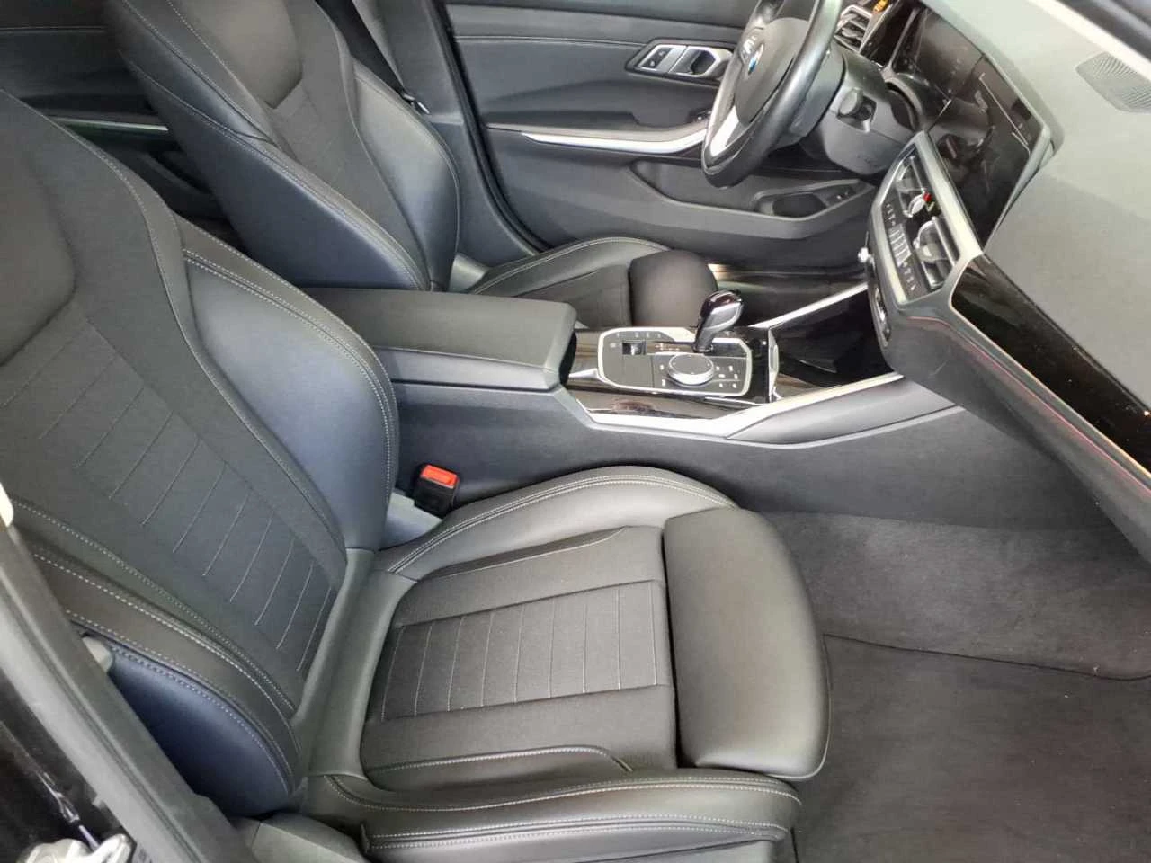BMW 318 * Touring* Sport Line* , снимка 7 - Автомобили и джипове - 55103200