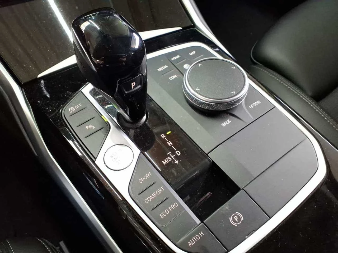 BMW 318 * Touring* Sport Line* , снимка 8 - Автомобили и джипове - 55103200