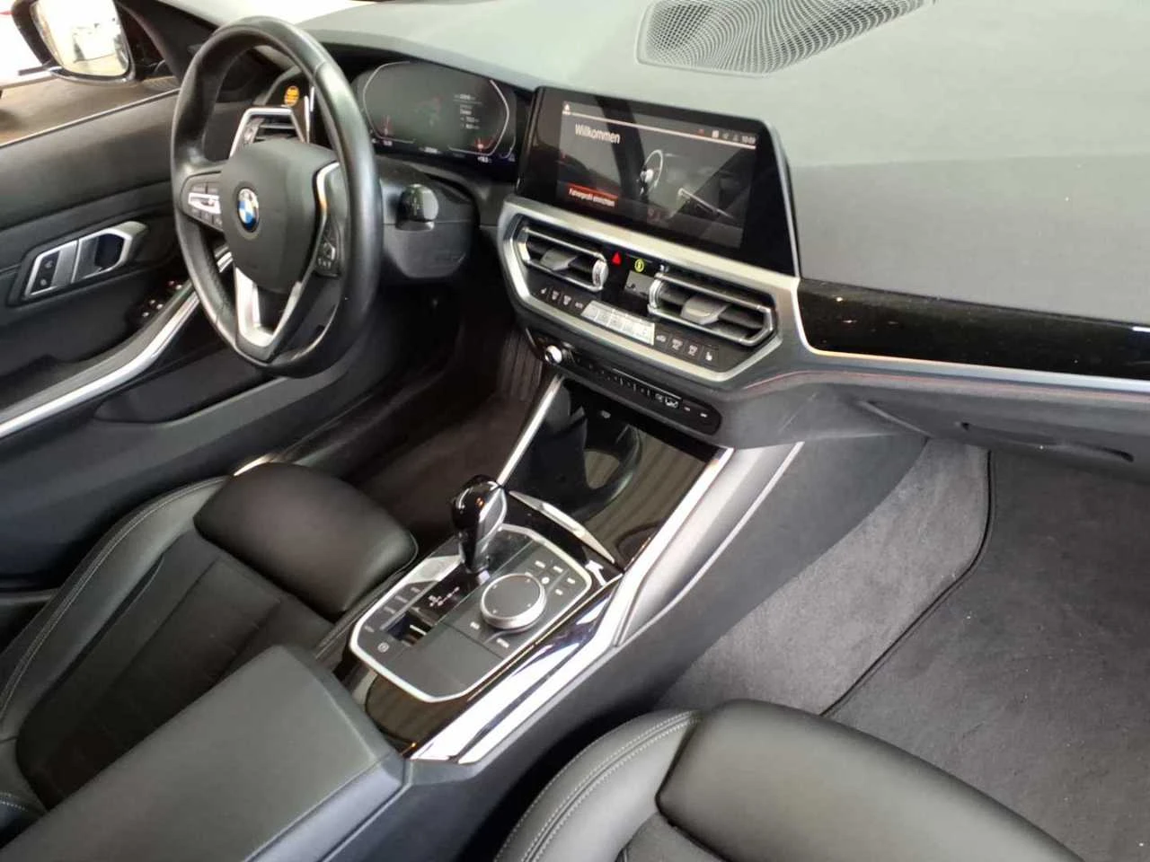 BMW 318 * Touring* Sport Line* , снимка 6 - Автомобили и джипове - 55103200