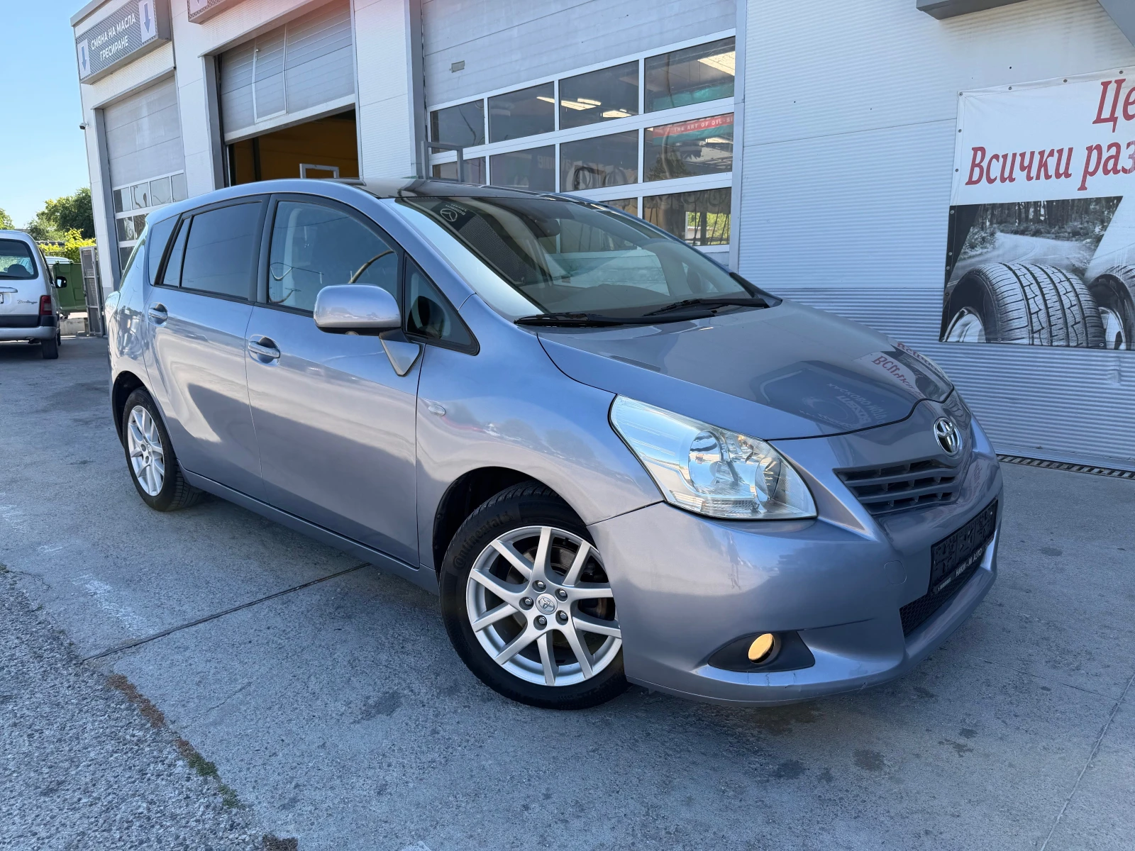 Toyota Verso 2.0D-4D-PANORAMA, снимка 3 - Автомобили и джипове - 55111954