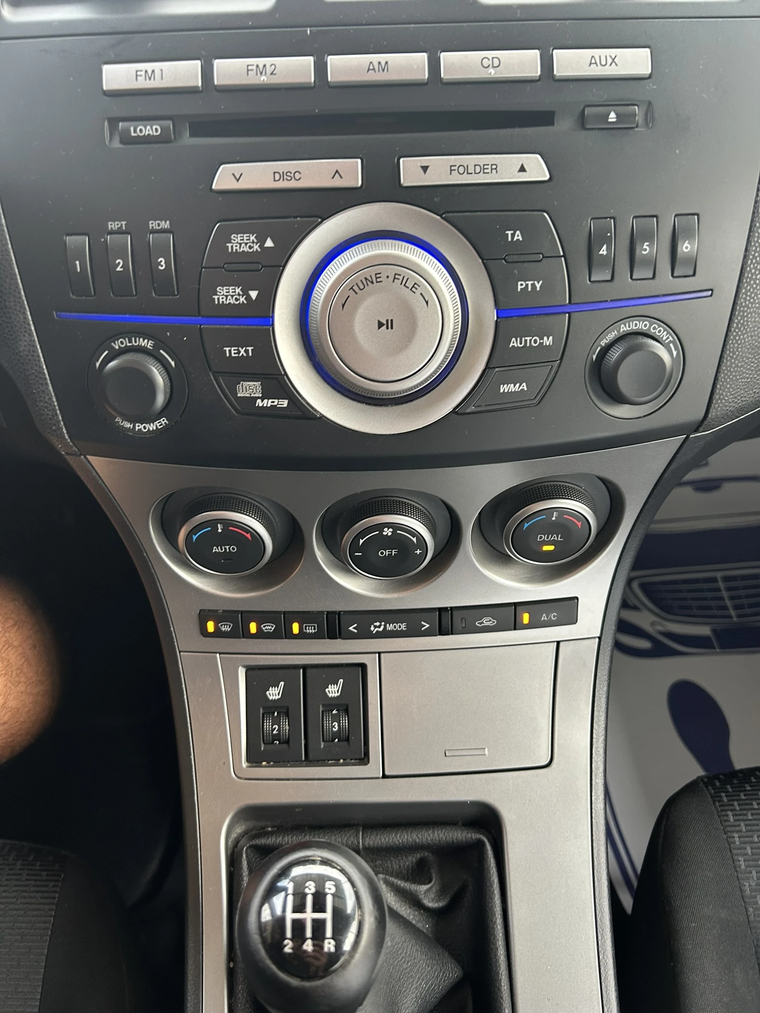 Mazda 3 1.6i* FACE* 107хил.км., снимка 13 - Автомобили и джипове - 56198809