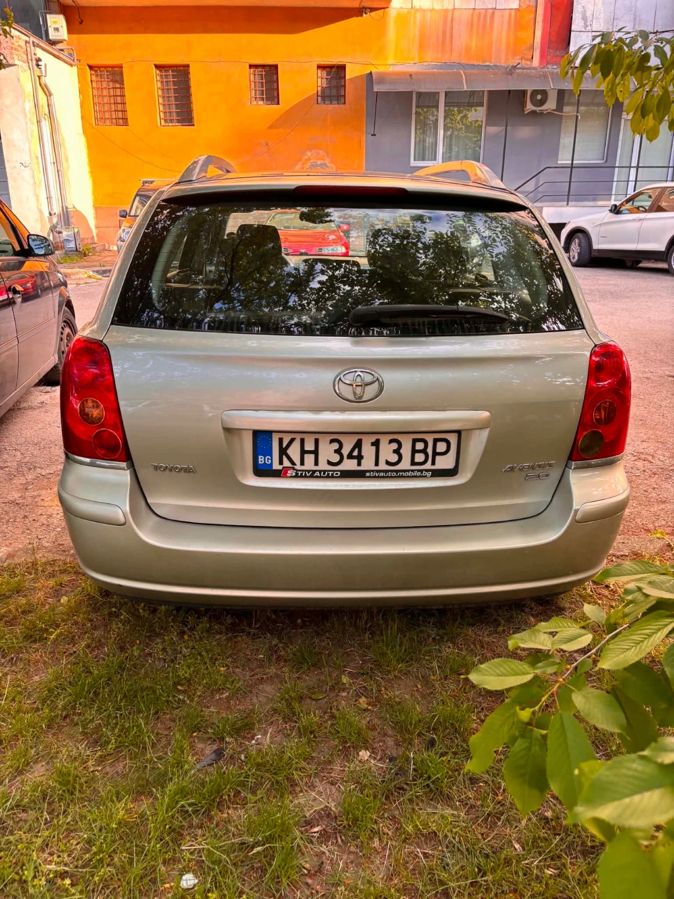 Toyota Avensis, снимка 4 - Автомобили и джипове - 56244199
