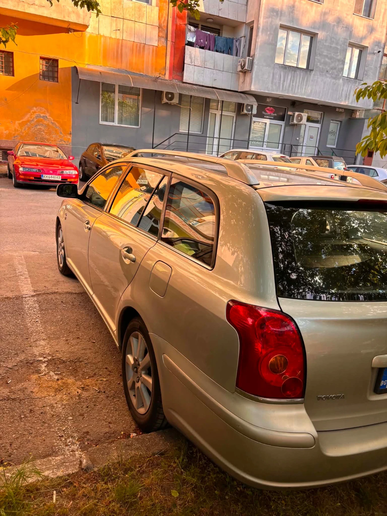 Toyota Avensis, снимка 5 - Автомобили и джипове - 56244199