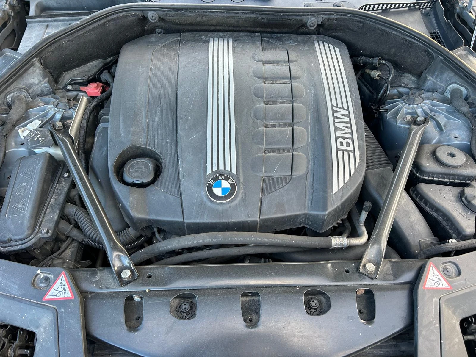 BMW 5 Gran Turismo 3.0D FULL FULL, снимка 17 - Автомобили и джипове - 56317857