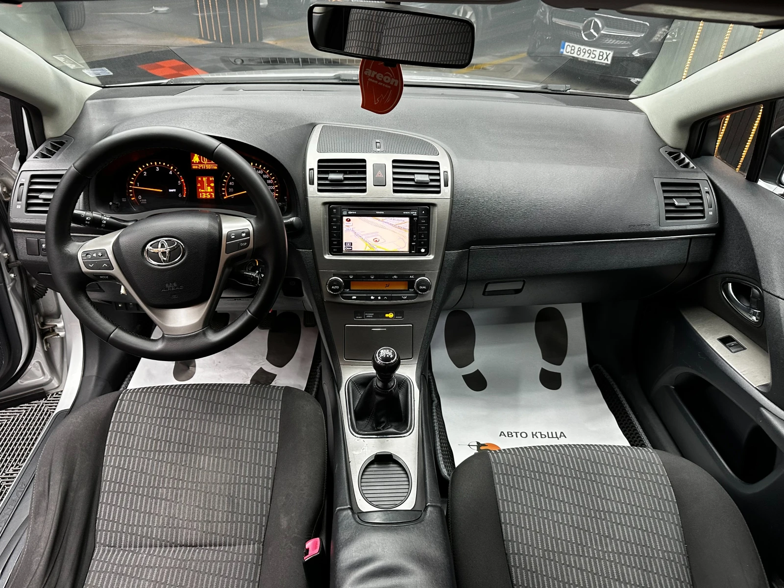 Toyota Avensis 2.2d 150 к.с. , снимка 9 - Автомобили и джипове - 56327734