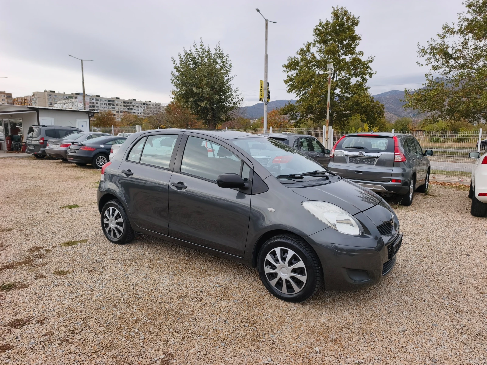Toyota Yaris ���� ����/������ | Mobile.bg � ����������� 4