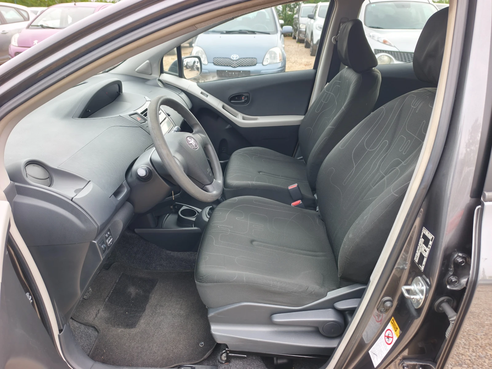 Toyota Yaris ���� ����/������ | Mobile.bg � ����������� 11