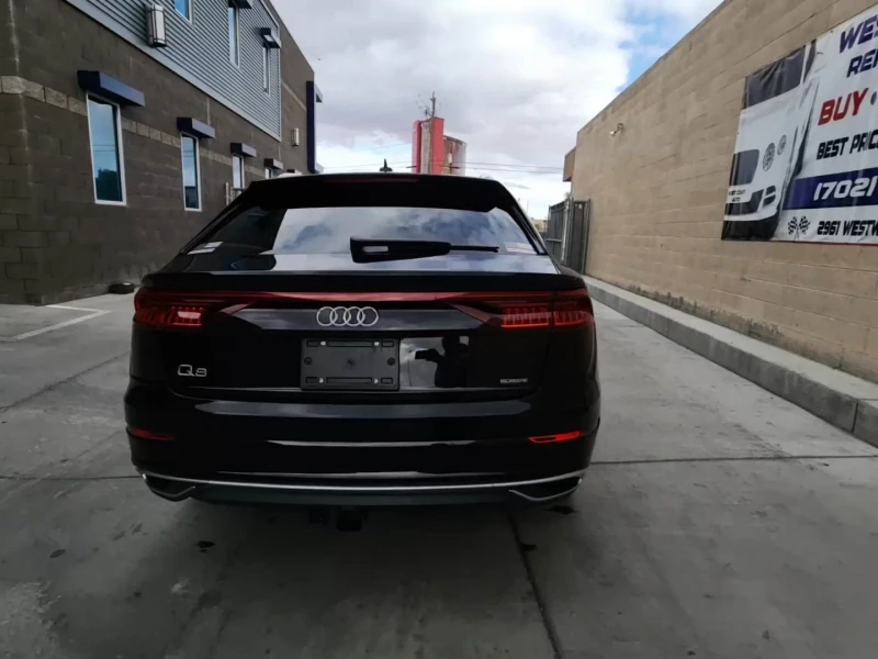 Audi Q8 QUATTRO * PRESTIGE* NAV * CAMERA * ПОДГРЕВ * , снимка 4 - Автомобили и джипове - 49451327