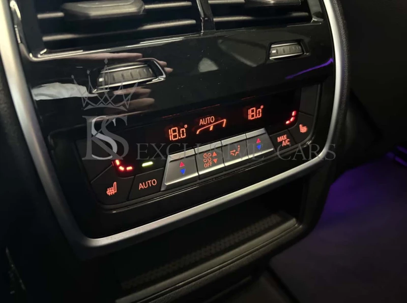 BMW X5 40i* M-SPORT PRO* PANORAMA* CARBON* H/K* 360* , снимка 9 - Автомобили и джипове - 51352850