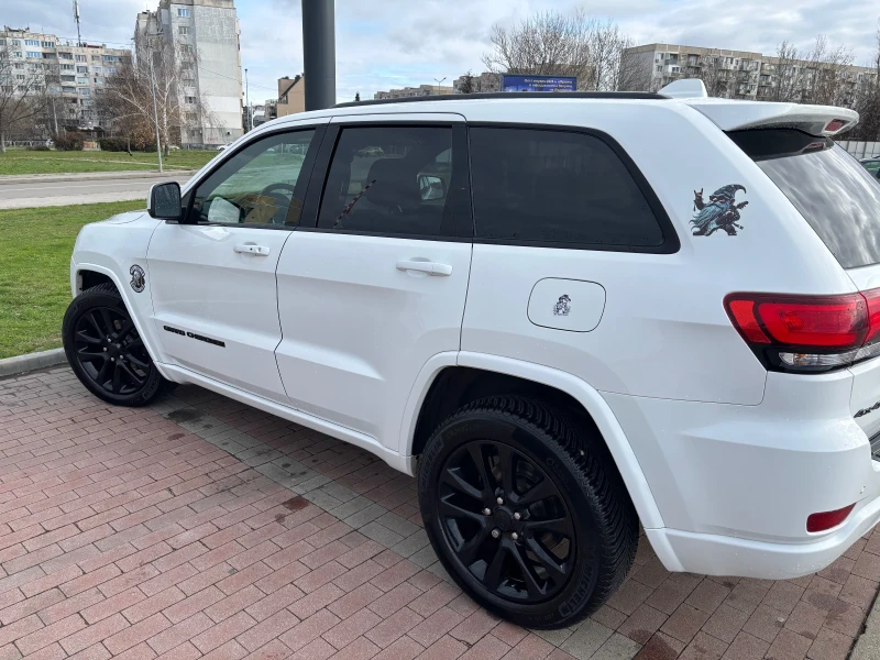 Jeep Grand cherokee Altitude , снимка 3 - Автомобили и джипове - 52679263