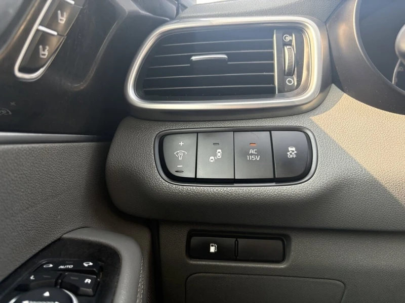 Kia Sorento * 3.3L * CARFAX * БЕЗ ПЪРВОНАЧАЛНА ВНОСКА, снимка 15 - Автомобили и джипове - 52943639