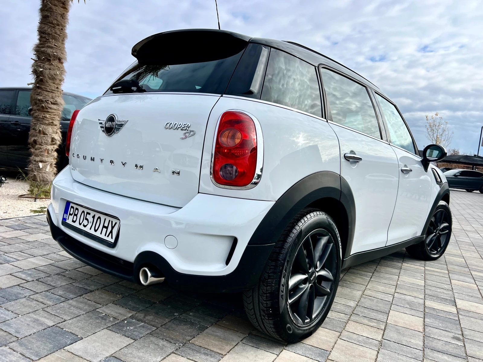 Mini Countryman SD* PANORAMA* CARBON* 2.0SD - изображение 4