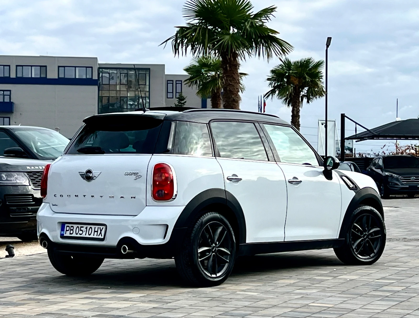 Mini Countryman SD* PANORAMA* CARBON* 2.0SD - изображение 7