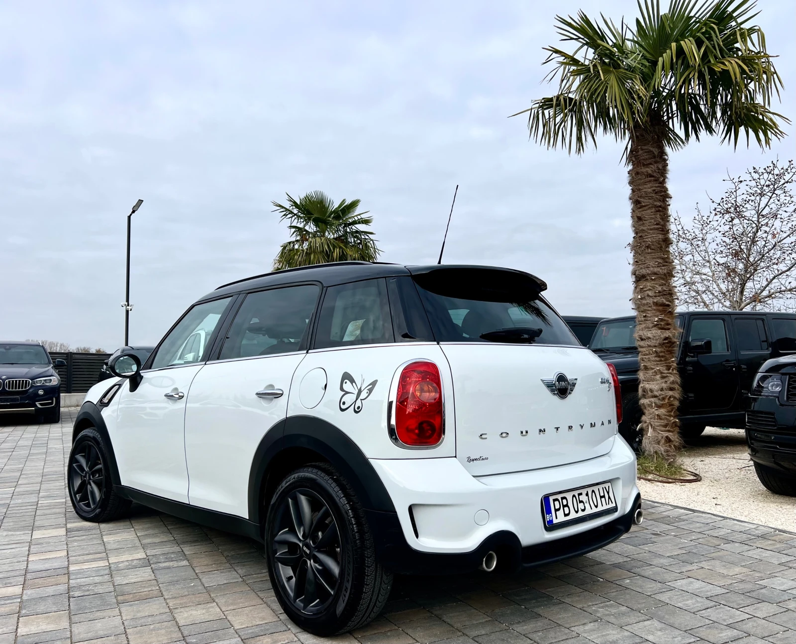 Mini Countryman SD* PANORAMA* CARBON* 2.0SD - изображение 5