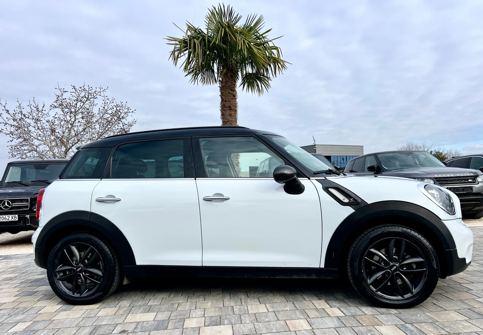 Mini Countryman SD* PANORAMA* CARBON* 2.0SD - изображение 10