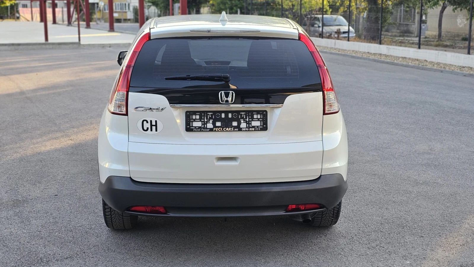 Honda Cr-v 2.0i-VTEC 4x4 CH-СЕРВИЗНА ИСТ.-ТОП СЪСТ.-ЛИЗИНГ - изображение 5