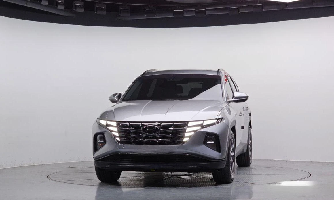 Hyundai Tucson Diesel 2.0 2WD Premium * НАЙ-ДОБРА ЦЕНА В БЪЛГАРИЯ - изображение 3