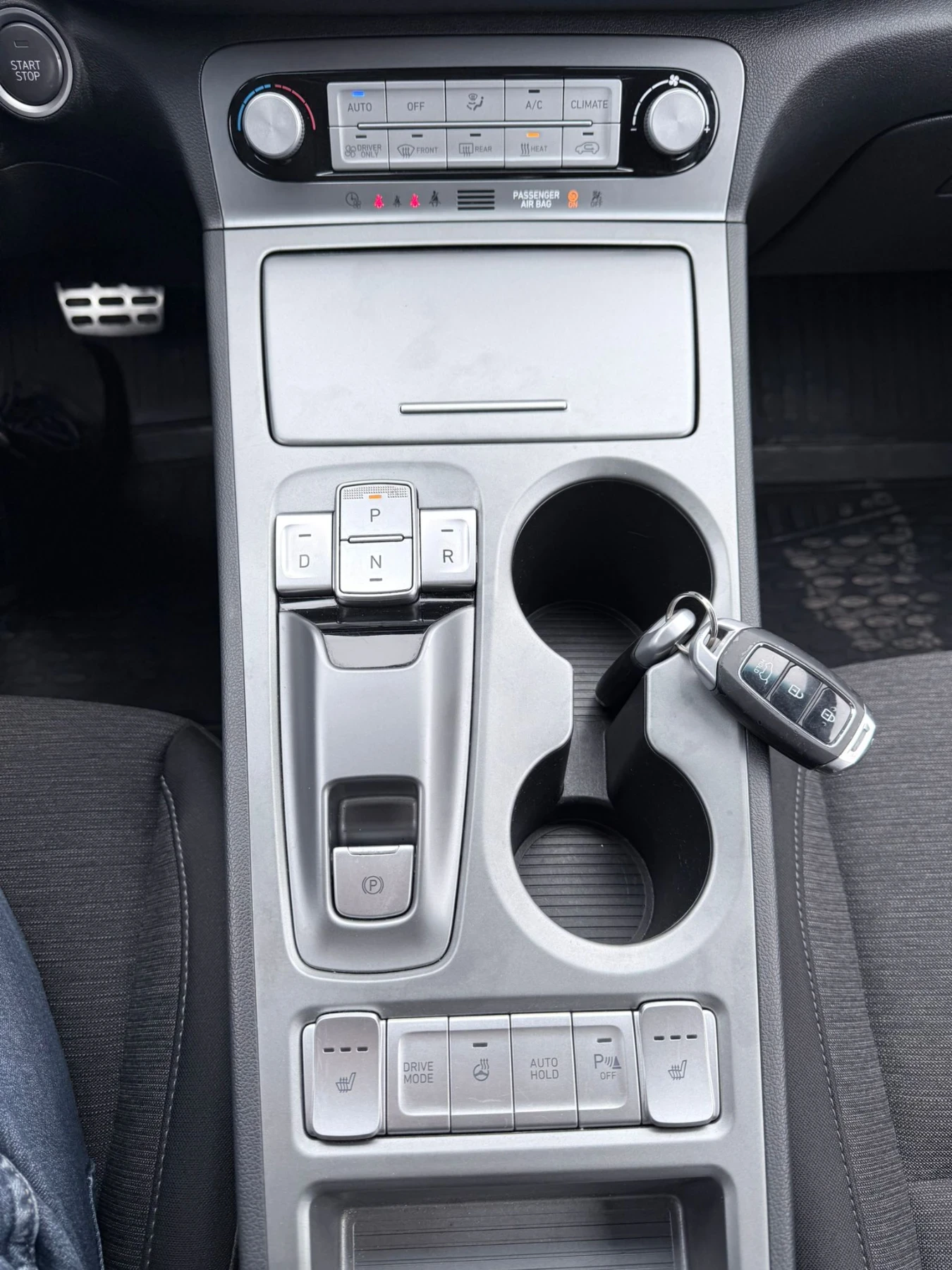 Hyundai Kona, снимка 12 - Автомобили и джипове - 53833793