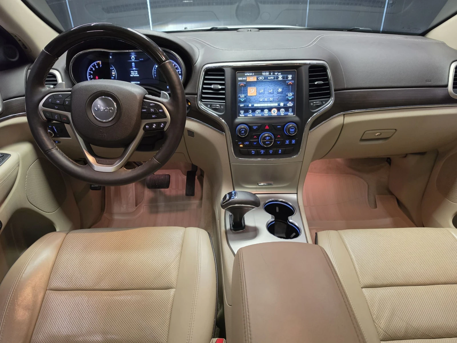 Jeep Grand cherokee 3.6* SRT* 4х4* ПАНО* ПОДГРЕВ* ОБДУХВАНЕ* ТОП, снимка 10 - Автомобили и джипове - 54970679