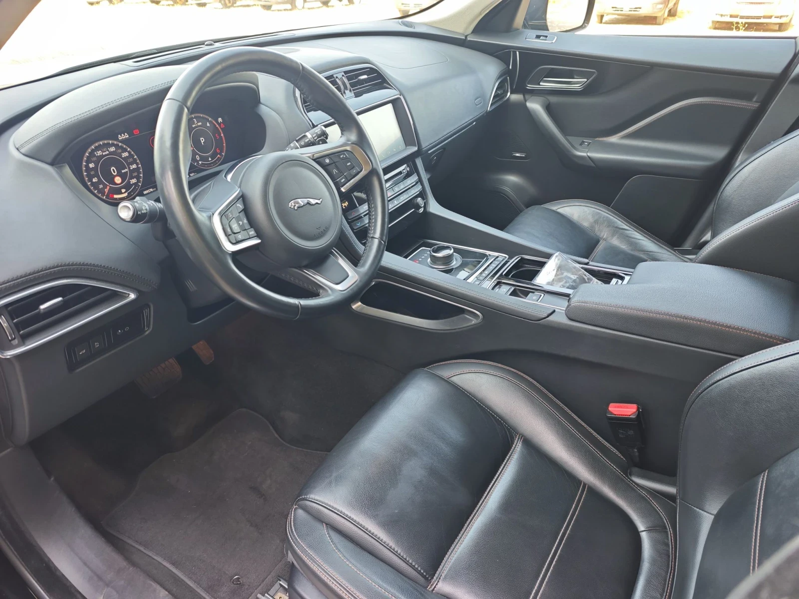 Jaguar F-PACE 2.0 дизел , снимка 9 - Автомобили и джипове - 55829704