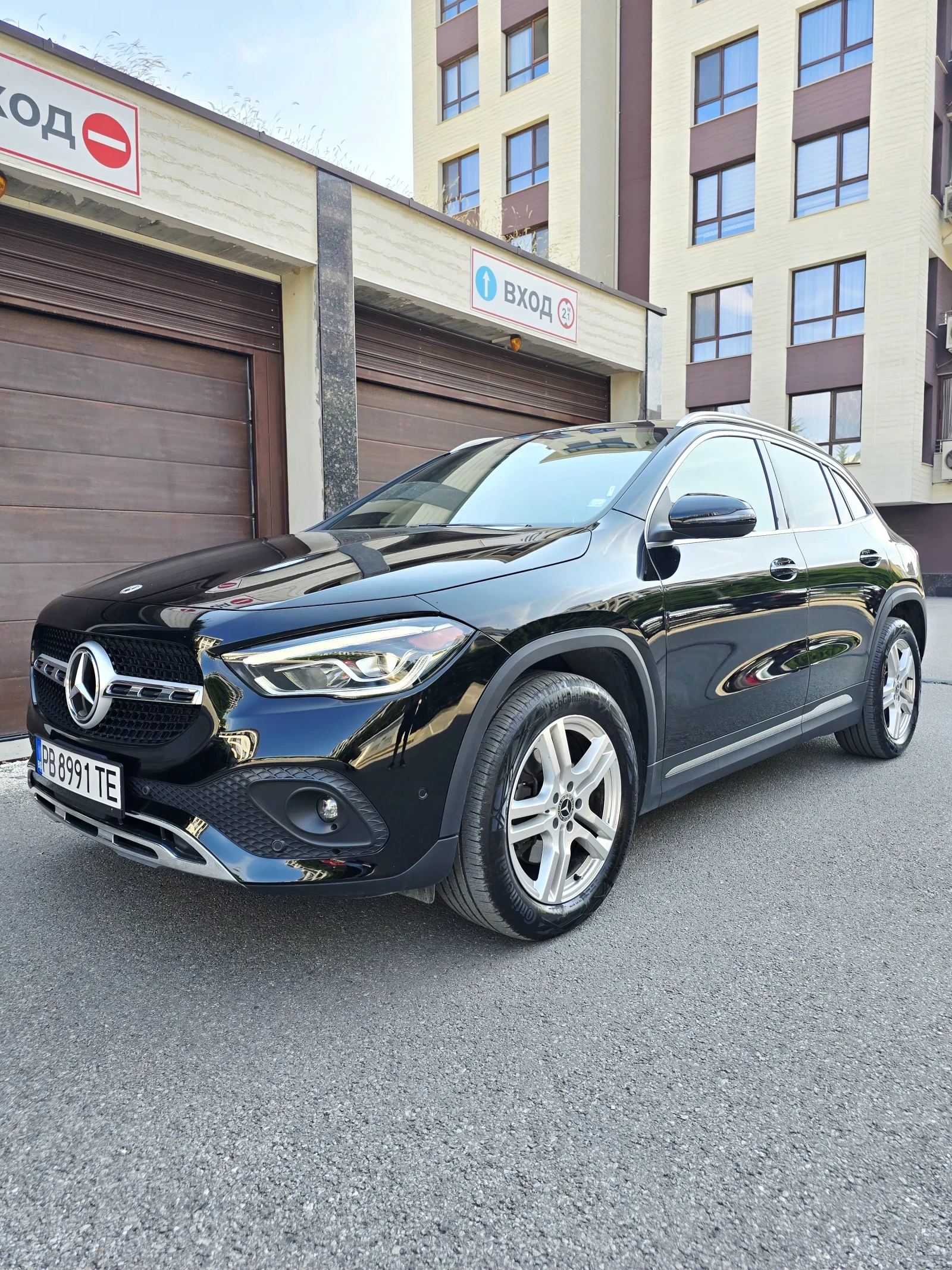 Mercedes-Benz GLA 250 2.0 Бензин 4Matic, снимка 6 - Автомобили и джипове - 55722659