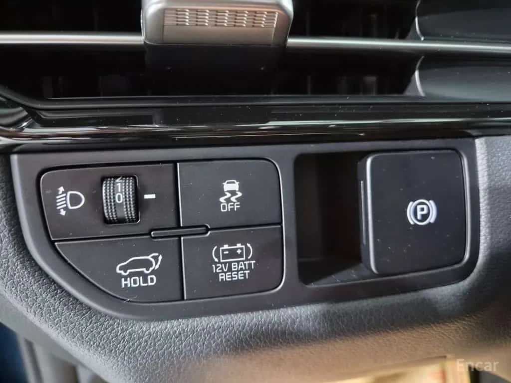 Kia Sportage HEV 1.6 2WD, снимка 15 - Автомобили и джипове - 56728286